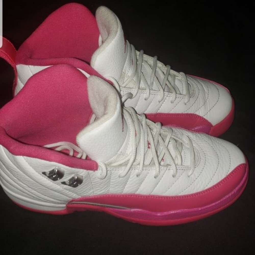 Jordan Retro Pink